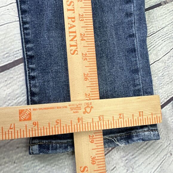 Judy Blue Jeans Womens 11/30 Blue Boyfriend Fit Distressed Stretch Mid Rise - Picture 12 of 13